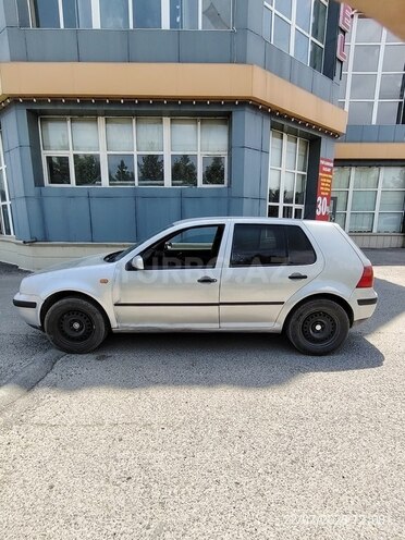 Volkswagen Golf 2000, 445,331 km - 2.0 l - Sumqayıt