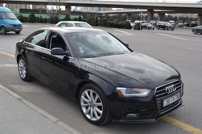 Audi A4 2013, 172,000 km - 2.0 l - Bakı