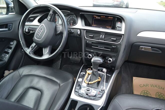 Audi A4 2013, 172,000 km - 2.0 l - Bakı