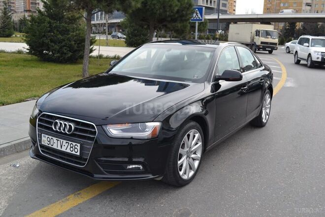 Audi A4 2013, 172,000 km - 2.0 l - Bakı