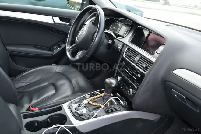Audi A4 2013, 172,000 km - 2.0 l - Bakı