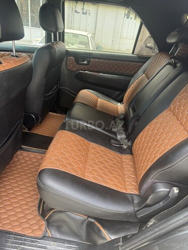 Toyota Fortuner 2006, 275,000 km - 2.7 л - Bakı