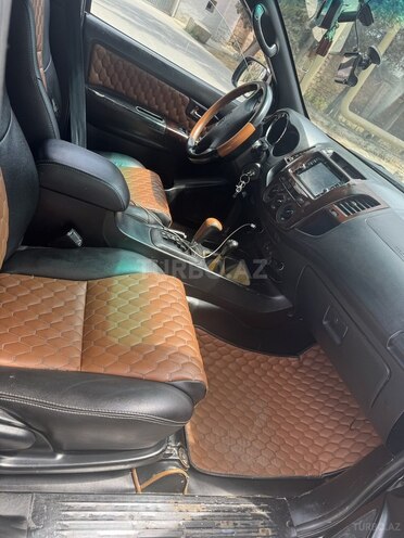 Toyota Fortuner 2006, 275,000 km - 2.7 л - Bakı