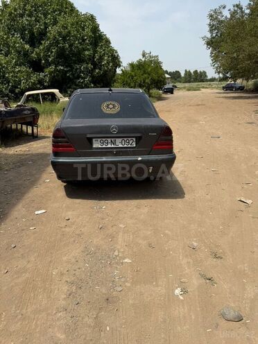 Mercedes C 180 1998, 500,000 km - 1.8 л - Beyləqan