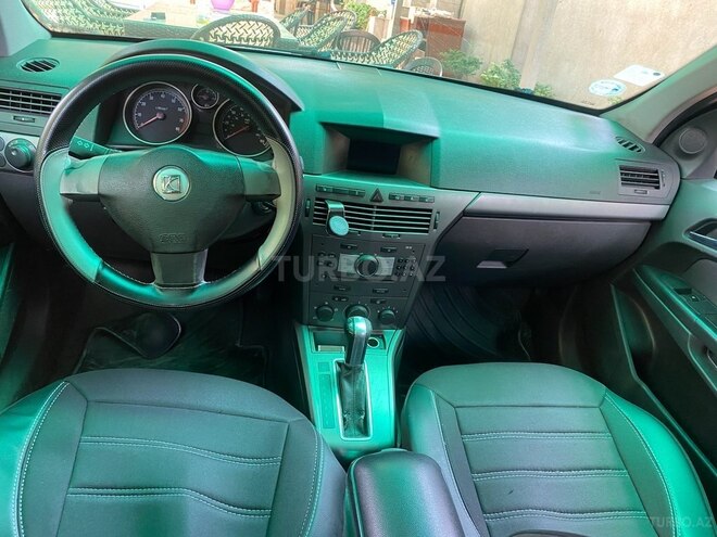 Opel Astra 2007, 135,000 km - 1.8 l - Bakı