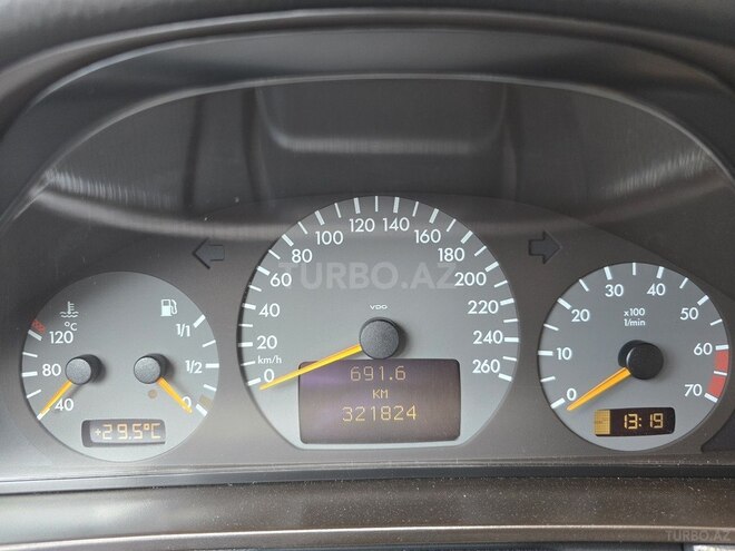 Mercedes E 320 2000, 321,824 km - 3.2 l - Bakı