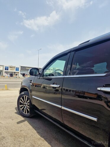 Cadillac Escalade 2008, 248,000 km - 6.2 l - Goranboy