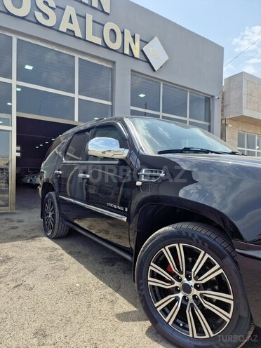 Cadillac Escalade 2008, 248,000 km - 6.2 l - Goranboy