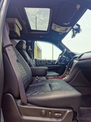 Cadillac Escalade 2008, 248,000 km - 6.2 l - Goranboy