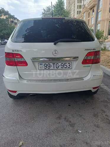 Mercedes B 180 2010, 17,915 km - 1.7 l - Bakı