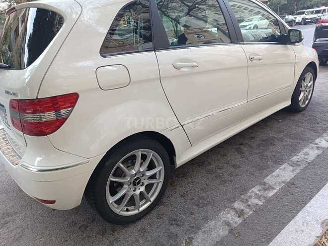Mercedes B 180 2010, 17,915 km - 1.7 l - Bakı