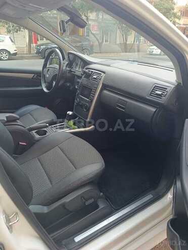 Mercedes B 180 2010, 17,915 km - 1.7 l - Bakı