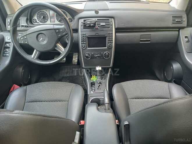 Mercedes B 180 2010, 17,915 km - 1.7 l - Bakı