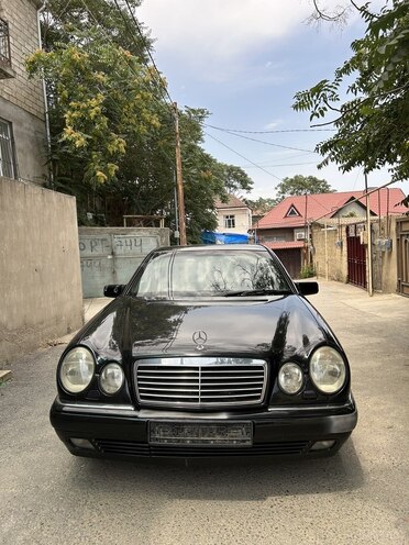 Mercedes E 240 1997, 240,000 km - 2.4 l - Bakı
