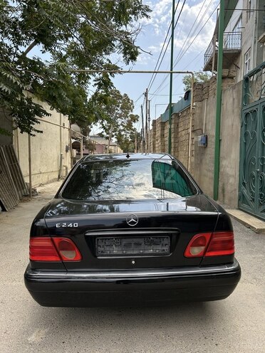 Mercedes E 240 1997, 240,000 km - 2.4 l - Bakı