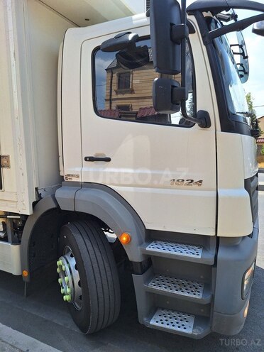 Mercedes Axor 1824 2010, 818,361 km - 6.4 л - Bakı