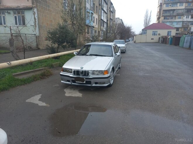 BMW 318 1997, 339,000 km - 1.8 l - Bakı