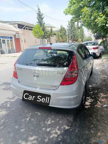 Hyundai i30 2007, 330,000 km - 1.6 л - Bakı