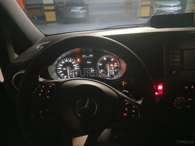 Mercedes Vito 114 2017, 280,000 km - 2.2 л - Bakı