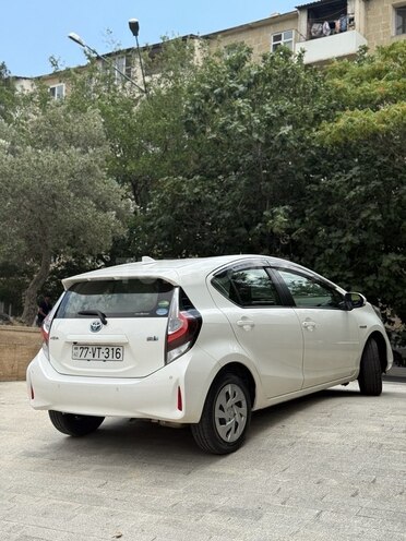 Toyota Aqua 2019, 34,000 km - 1.5 l - Bakı
