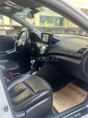 Hyundai Accent 2011, 256,000 km - 1.6 l - Sumqayıt