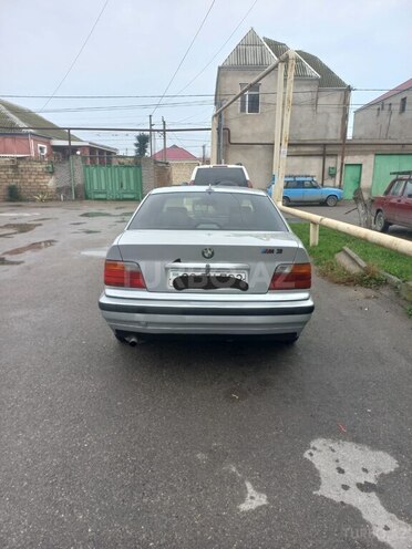 BMW 318 1997, 339,000 km - 1.8 l - Bakı