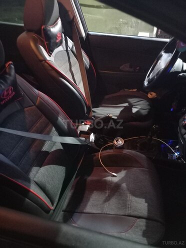 Hyundai i30 2009, 320,000 km - 1.4 l - Bakı