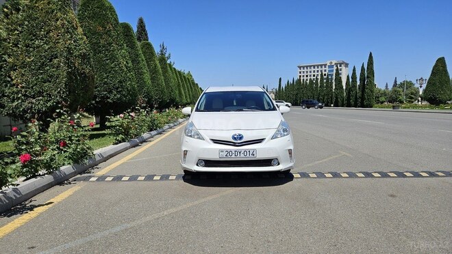 Toyota Prius V 2012, 165,000 km - 1.8 л - Gəncə