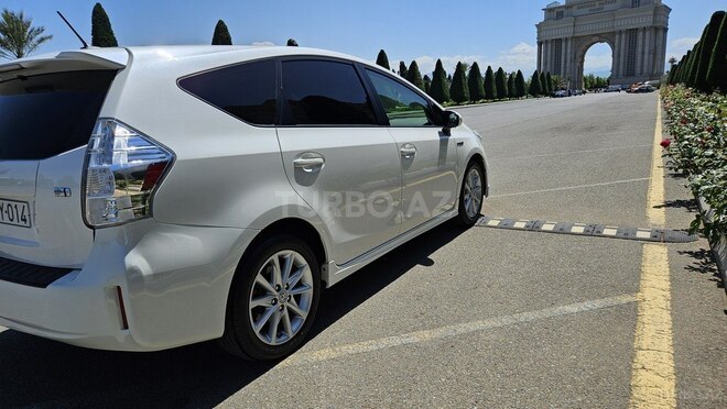 Toyota Prius V 2012, 165,000 km - 1.8 л - Gəncə