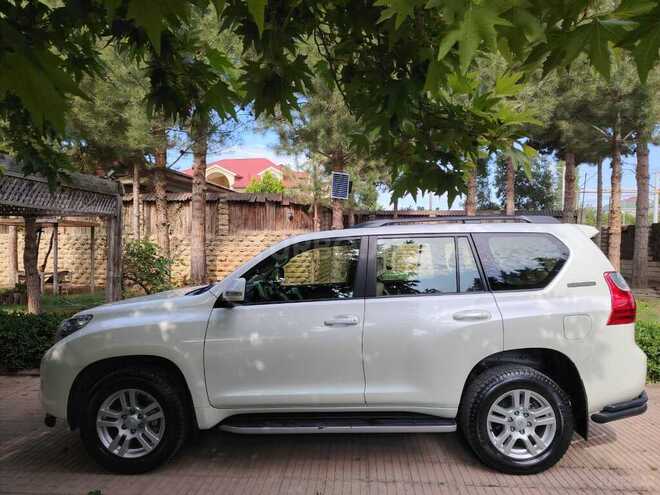 Toyota Land Cruiser Prado 2013, 138,000 km - 3.0 l - Bakı