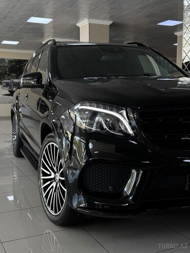 Mercedes GLS 400 4MATIC 2018, 185,000 km - 3.0 l - Bakı