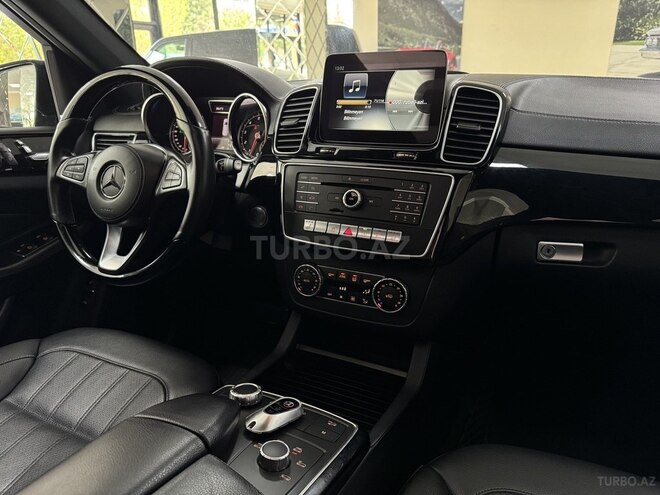 Mercedes GLS 400 4MATIC 2018, 185,000 km - 3.0 l - Bakı