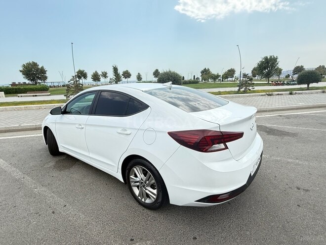 Hyundai Elantra 2019, 109,435 km - 2.0 l - Bakı