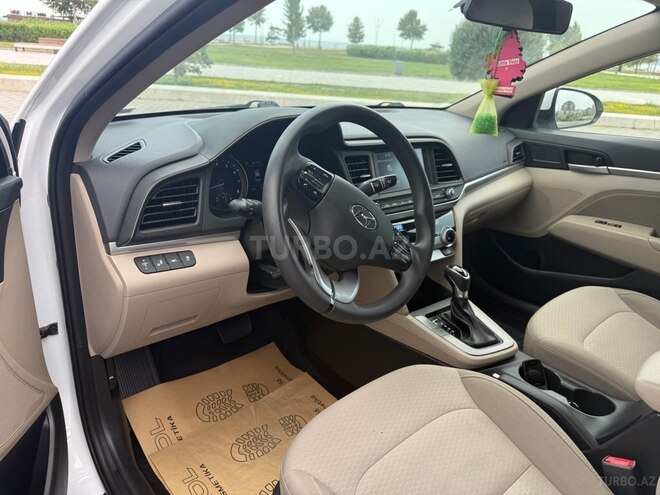 Hyundai Elantra 2019, 109,435 km - 2.0 l - Bakı