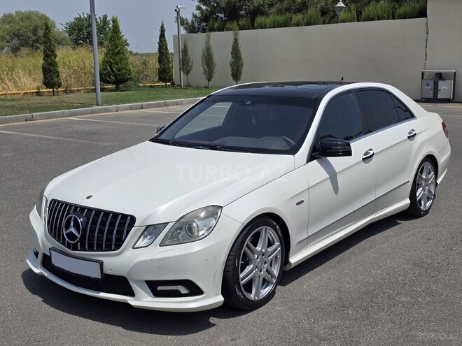 Mercedes E 350 2011, 225,800 km - 3.5 л - Ağcabədi