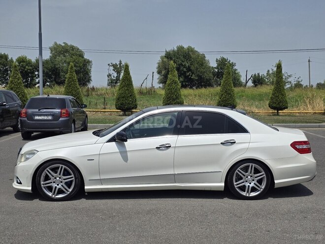 Mercedes E 350 2011, 225,800 km - 3.5 л - Ağcabədi