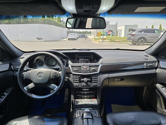 Mercedes E 350 2011, 225,800 km - 3.5 л - Ağcabədi