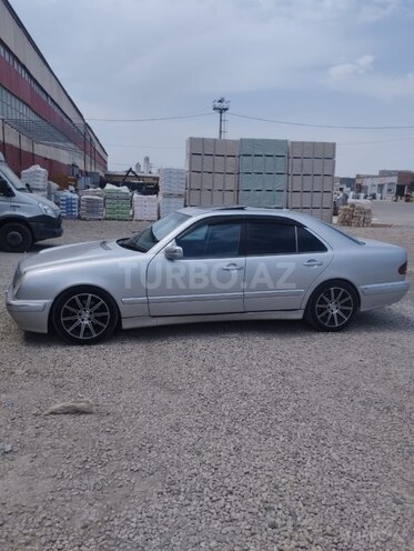 Mercedes E 320 2000, 437,000 km - 3.2 l - Bakı