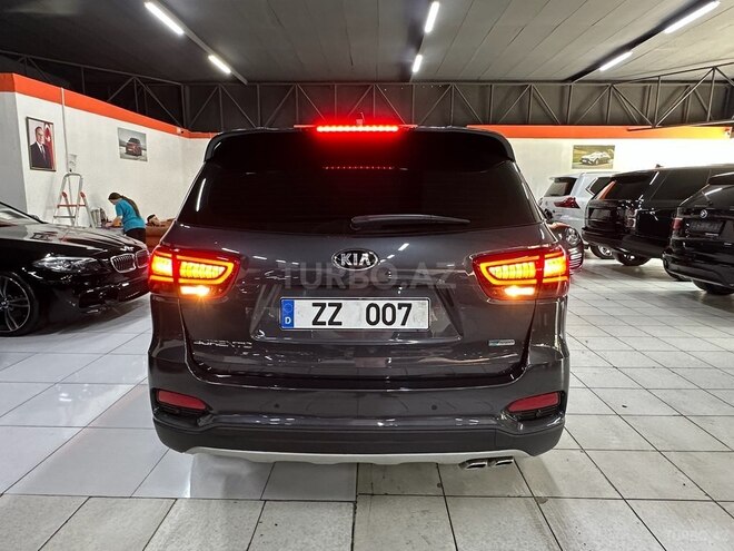 Kia Sorento 2018, 94,200 km - 2.0 l - Bakı