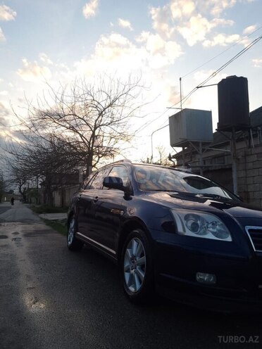 Toyota Avensis 2005, 475,000 km - 2.0 л - Bakı