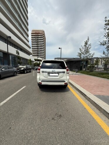 Toyota Land Cruiser Prado 2013, 170,000 km - 2.7 л - Bakı