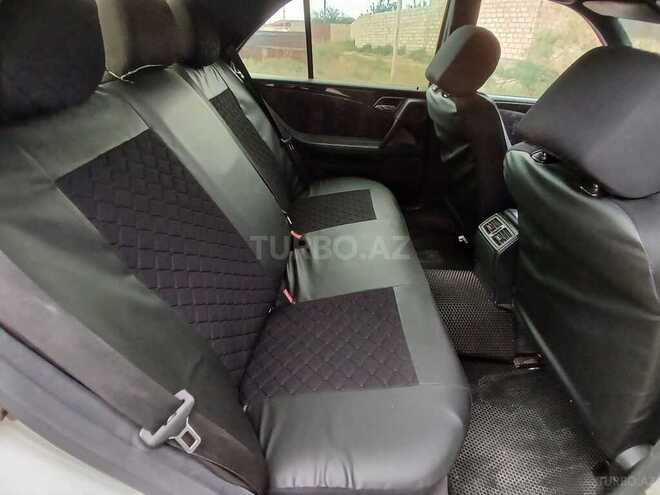 Mercedes E 230 1997, 235,000 km - 2.3 l - Hacıqabul