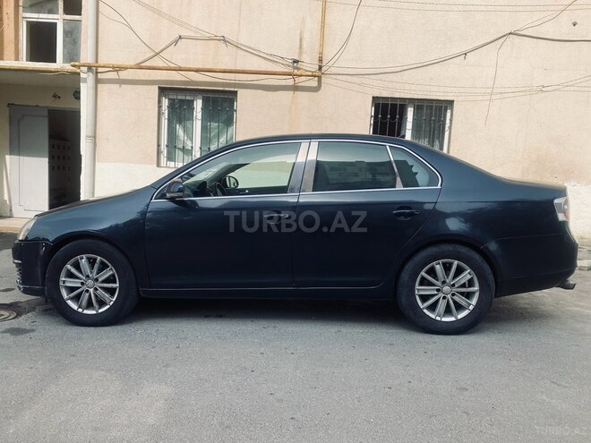 Volkswagen Jetta 2007, 402,336 km - 2.5 l - Bakı