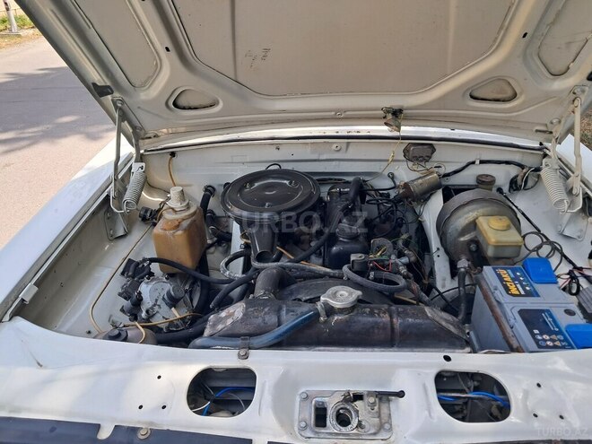 GAZ 24 1989, 392,000 km - 2.5 l - Qazax