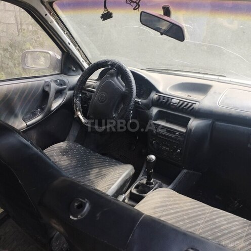 Opel Astra 1996, 629,000 km - 1.7 l - Xaçmaz