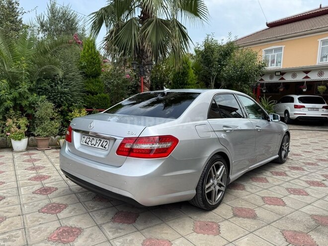 Mercedes E 250 2009, 314,240 km - 2.1 l - Masallı