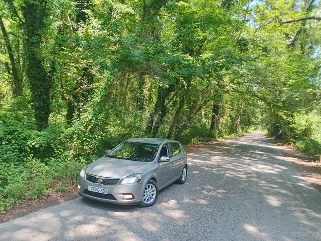 Kia Ceed 2010, 269,500 km - 1.6 л - Bakı