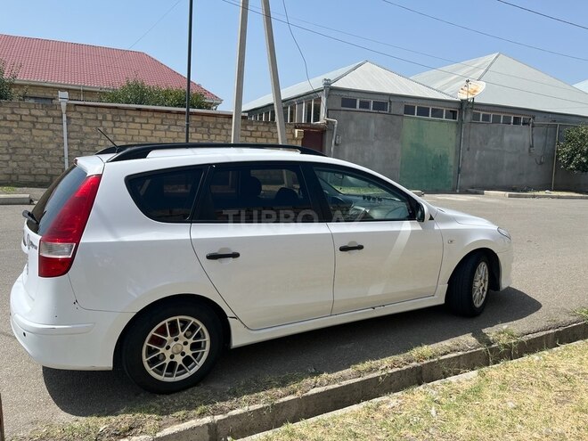 Hyundai i30 2011, 299,230 km - 1.4 л - Gəncə