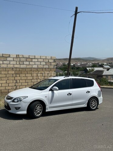 Hyundai i30 2011, 299,230 km - 1.4 л - Gəncə