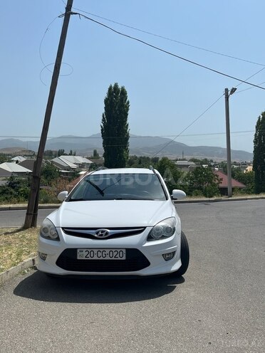 Hyundai i30 2011, 299,230 km - 1.4 л - Gəncə